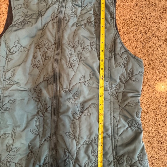 Eddie Bauer Fleece Lined Vest - Picture 3 of 6